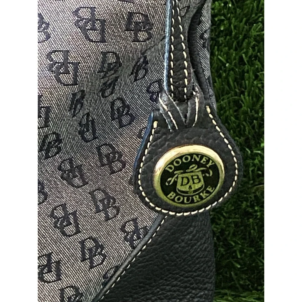 Dooney & Bourke Signature Hobo Purse Navy Logo Shoulder‎ Bag Handbag*